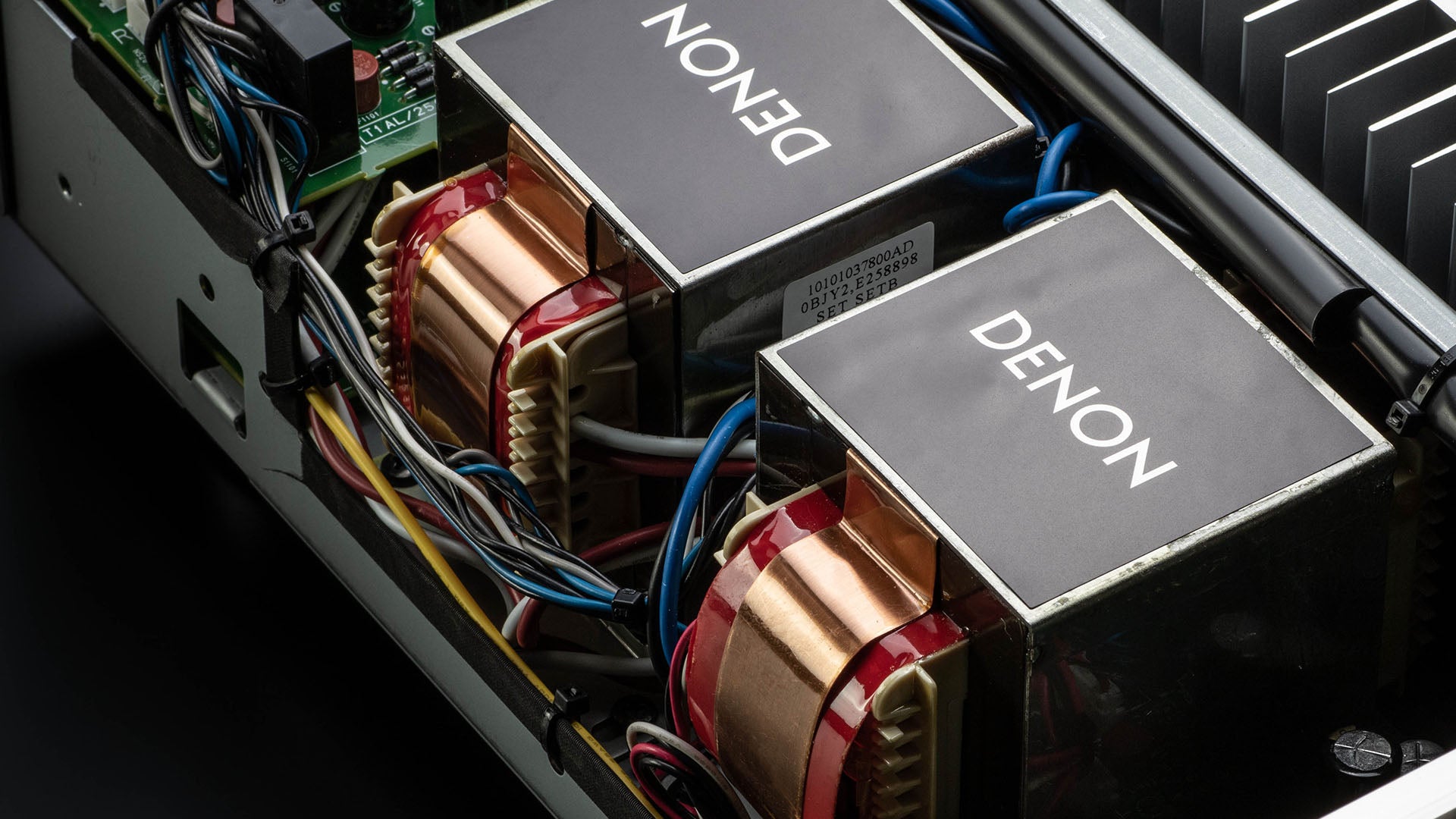 Denon PMA-1700NE Amplificatore Integrato